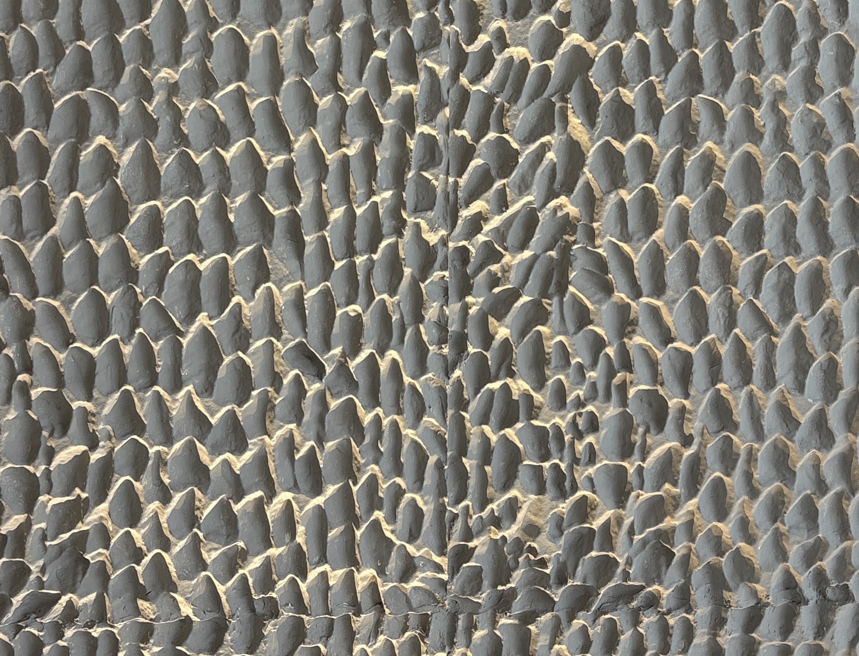 Moon 1 — détail du relief sculpté